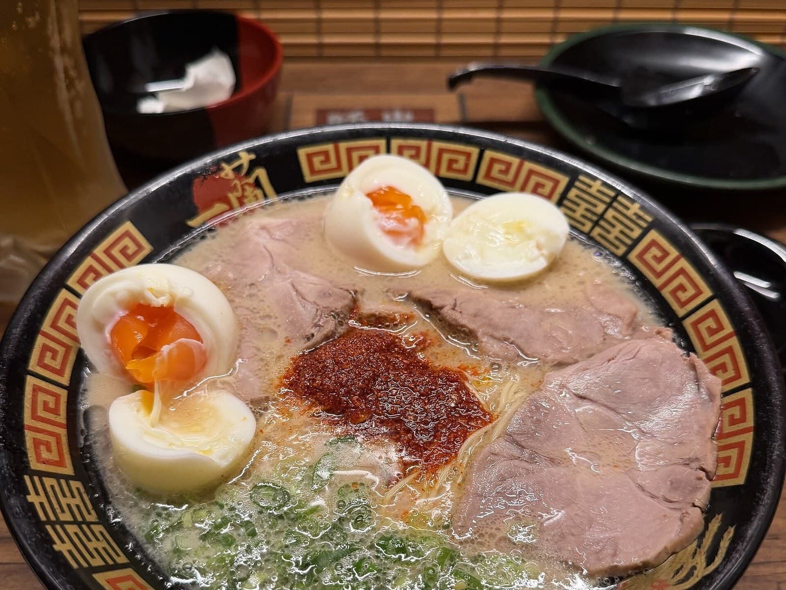 東京・一蘭の豚骨ラーメン